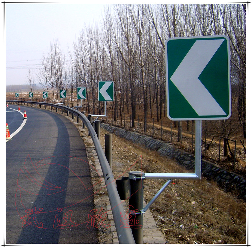 方形指路标志牌/线形诱导标